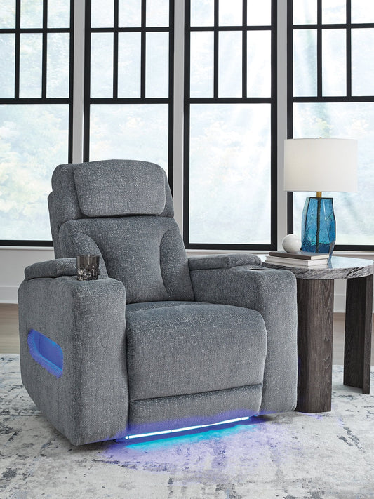 Studio Cave Power Recliner